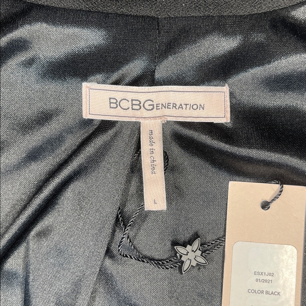 BCBGeneration BLACK Tuxedo Blazer Women’s Large NWT - Picture 9 of 11